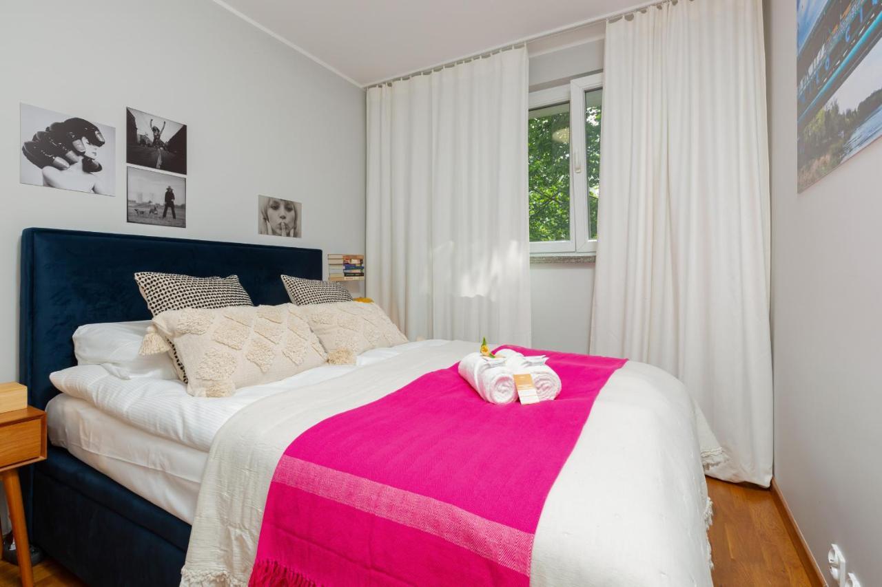 Central Apartment Solec Wilanowska By Noclegi Renters Варшава Экстерьер фото